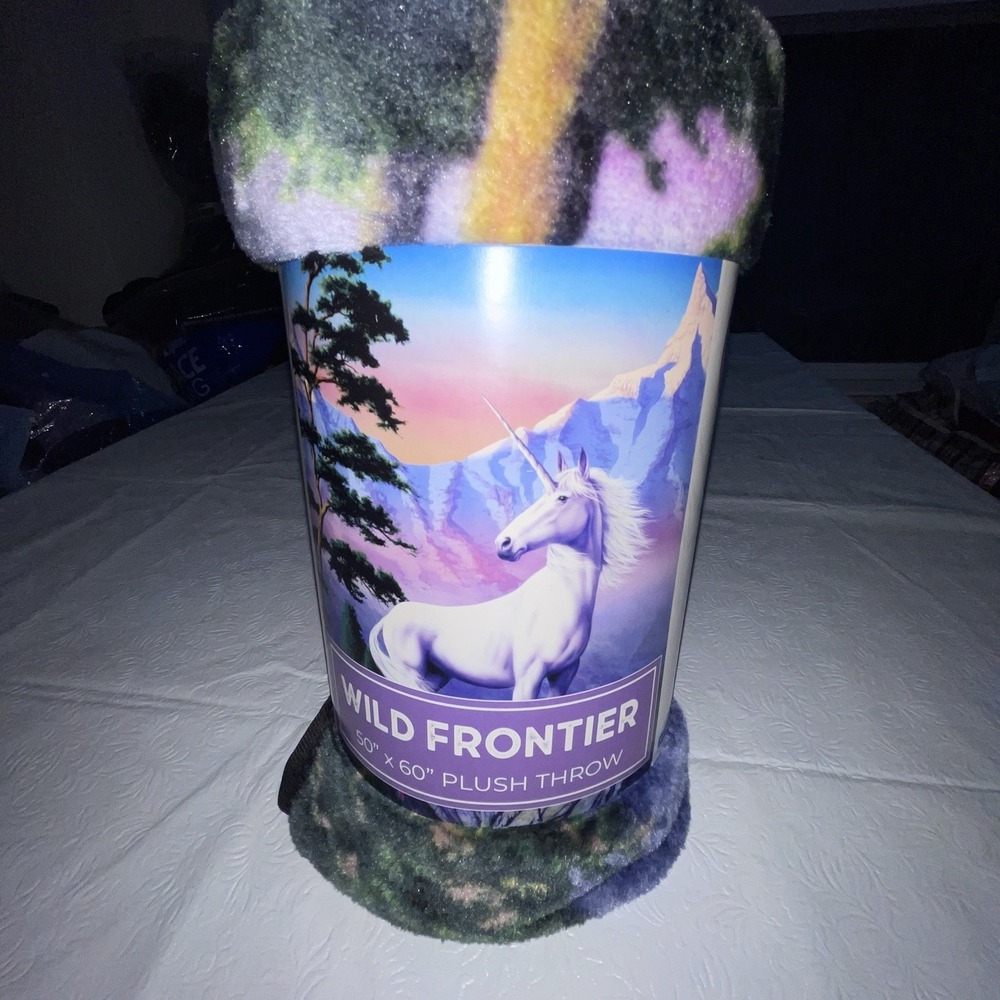 Wild Frontier Unicorn Plush Throw 50"x60" NWT SUPER SOFT